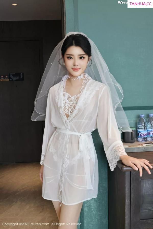   [XiuRen]高清写真图 2025.07.18 No.10559 糯梨子 白色婚纱第6张图片